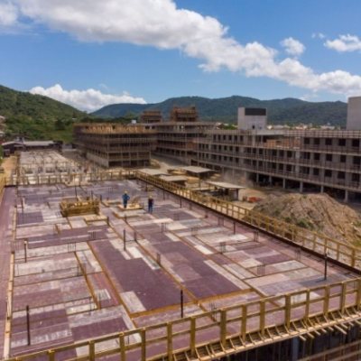 Apartamentos com 99m², 3 quartos, 1 suíte, 1 garagem, no bairro Campeche em Florianópolis