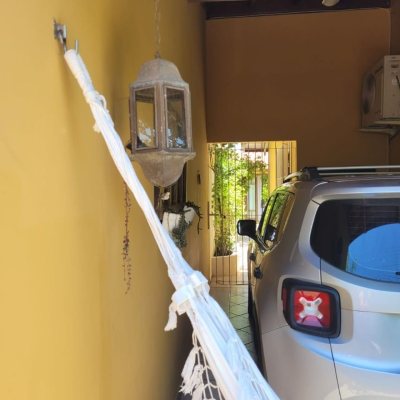 Casa Residencial com 123m², 3 quartos, 1 suíte, 2 garagens, no bairro Canasvieiras em Florianópolis