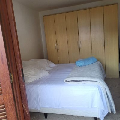 Casa Residencial com 123m², 3 quartos, 1 suíte, 2 garagens, no bairro Canasvieiras em Florianópolis