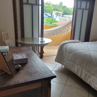 Casa Residencial com 123m², 3 quartos, 1 suíte, 2 garagens, no bairro Canasvieiras em Florianópolis