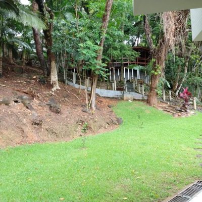 Apartamentos com 93m², 3 quartos, 1 suíte, 2 garagens, no bairro Pantanal em Florianópolis