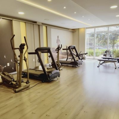 Apartamentos com 93m², 3 quartos, 1 suíte, 2 garagens, no bairro Pantanal em Florianópolis