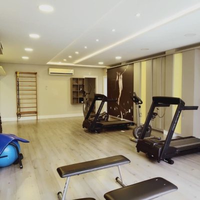 Apartamentos com 93m², 3 quartos, 1 suíte, 2 garagens, no bairro Pantanal em Florianópolis