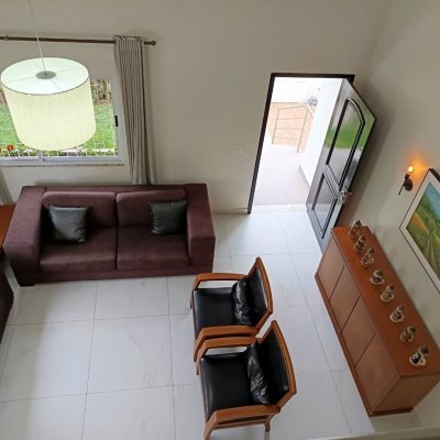 Casa Residencial com 440m², 4 quartos, 1 suíte, 3 garagens, no bairro Ingleses em Florianópolis