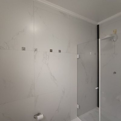 Casa Residencial com 440m², 4 quartos, 1 suíte, 3 garagens, no bairro Ingleses em Florianópolis