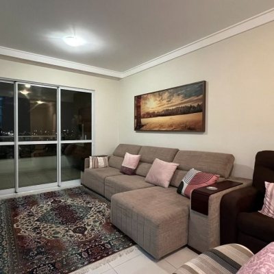 Apartamentos com 101m², 3 quartos, 3 suítes, 2 garagens, no bairro Jardim Atlântico em Florianópolis