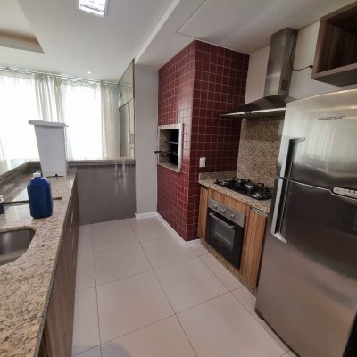 Apartamentos com 91m², 4 quartos, 1 suíte, 2 garagens, no bairro Centro em São José