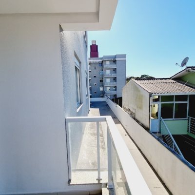 Apartamentos com 91m², 4 quartos, 1 suíte, 2 garagens, no bairro Centro em São José