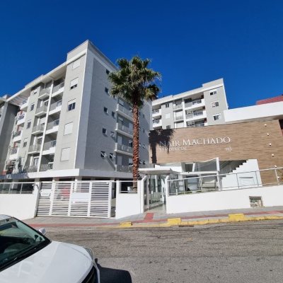 Apartamentos com 91m², 4 quartos, 1 suíte, 2 garagens, no bairro Centro em São José