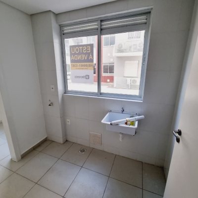 Apartamentos com 91m², 4 quartos, 1 suíte, 2 garagens, no bairro Centro em São José
