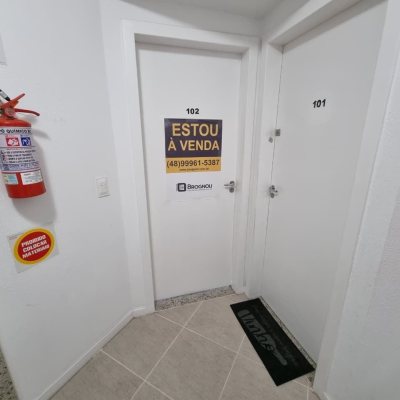 Apartamentos com 91m², 4 quartos, 1 suíte, 2 garagens, no bairro Centro em São José