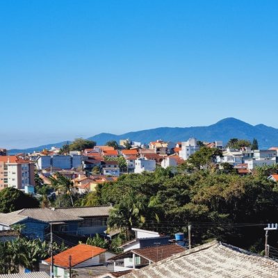 Apartamentos com 91m², 4 quartos, 1 suíte, 2 garagens, no bairro Centro em São José