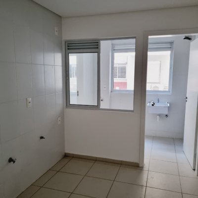 Apartamentos com 91m², 4 quartos, 1 suíte, 2 garagens, no bairro Centro em São José