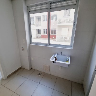 Apartamentos com 91m², 4 quartos, 1 suíte, 2 garagens, no bairro Centro em São José