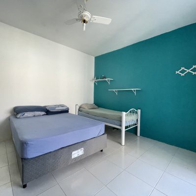 Casa Residencial com 350m², 5 quartos, 1 suíte, 4 garagens, no bairro Cachoeira Do Bom Jesus em Florianópolis