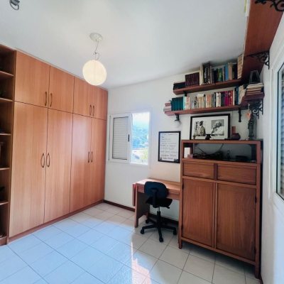 Apartamentos com 75m², 2 quartos, 1 suíte, 2 garagens, no bairro Lagoa Da Conceição em Florianópolis