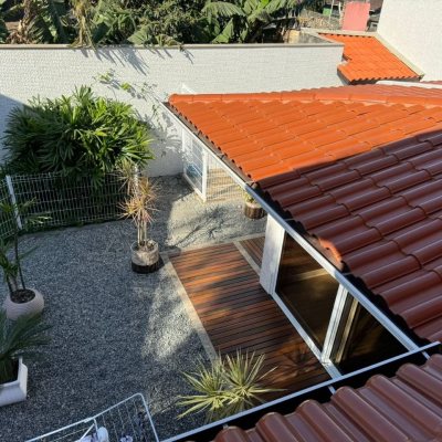 Casa Residencial com 278m², 4 quartos, 2 suítes, 2 garagens, no bairro Ponte Do Imaruim em Palhoça