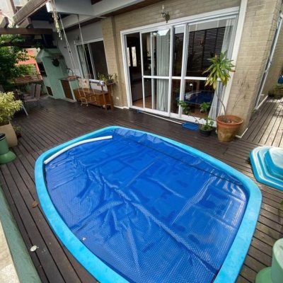 Casa Residencial com 209m², 4 quartos, 1 suíte, 2 garagens, no bairro Lagoa Da Conceição em Florianópolis