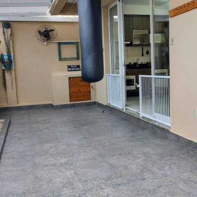 Casa Residencial com 97m², 3 quartos, 1 suíte, 3 garagens, no bairro Centro em Florianópolis