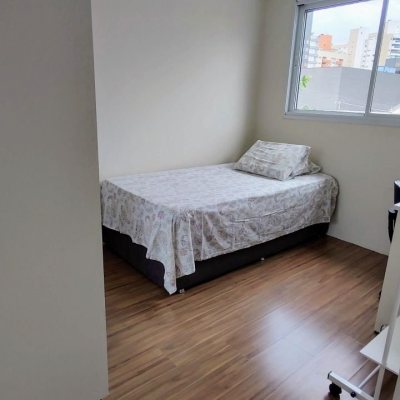 Casa Residencial com 97m², 3 quartos, 1 suíte, 3 garagens, no bairro Centro em Florianópolis