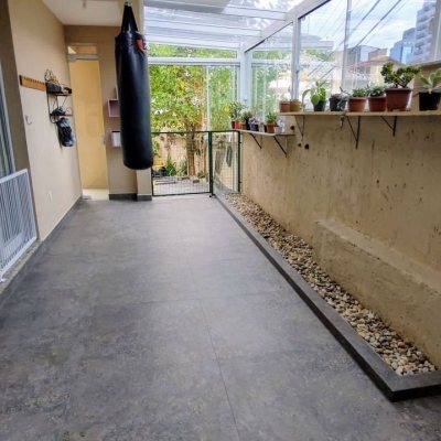 Casa Residencial com 97m², 3 quartos, 1 suíte, 3 garagens, no bairro Centro em Florianópolis