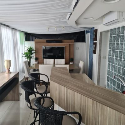 Apartamentos com 190m², 3 quartos, 1 suíte, 2 garagens, no bairro Kobrasol em São José