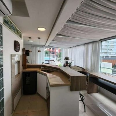 Apartamentos com 190m², 3 quartos, 1 suíte, 2 garagens, no bairro Kobrasol em São José