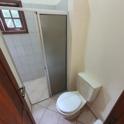 Casa Residencial com 350m², 4 quartos, 2 suítes, 4 garagens, no bairro Santo Antônio De Lisboa em Florianópolis