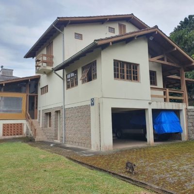 Casa Residencial com 350m², 4 quartos, 2 suítes, 4 garagens, no bairro Santo Antônio De Lisboa em Florianópolis