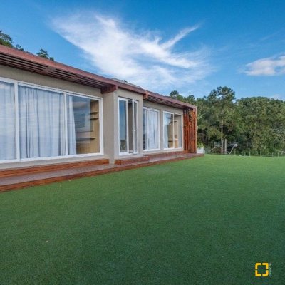 Casa em Condomínio com 680m², 5 quartos, 5 suítes, 6 garagens, no bairro Sambaqui em Florianópolis