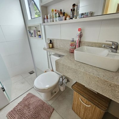 Apartamentos com 71m², 2 quartos, 1 suíte, 2 garagens, no bairro Ribeirão da Ilha em Florianópolis