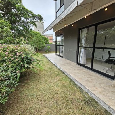 Apartamentos com 71m², 2 quartos, 1 suíte, 2 garagens, no bairro Ribeirão da Ilha em Florianópolis