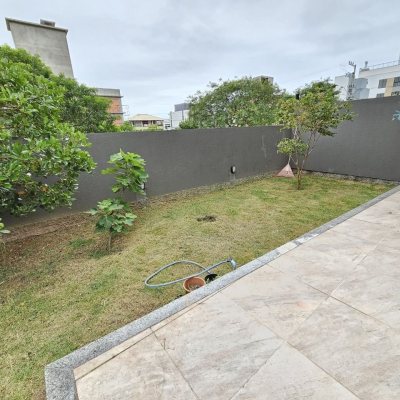 Apartamentos com 71m², 2 quartos, 1 suíte, 2 garagens, no bairro Ribeirão da Ilha em Florianópolis