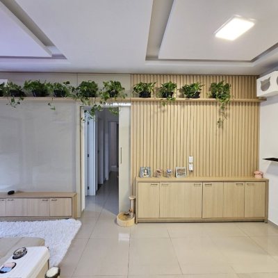 Apartamentos com 71m², 2 quartos, 1 suíte, 2 garagens, no bairro Ribeirão da Ilha em Florianópolis