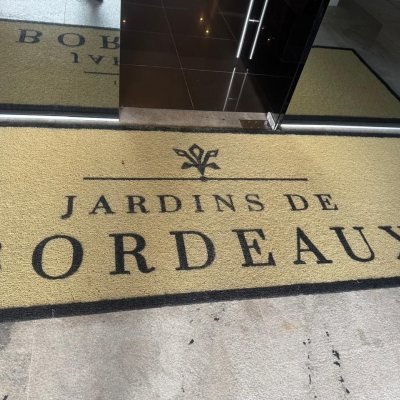 Apartamentos com 122m², 3 quartos, 1 suíte, 2 garagens, no bairro Itacorubi em Florianópolis