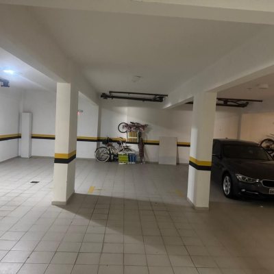 Apartamentos com 122m², 3 quartos, 1 suíte, 2 garagens, no bairro Itacorubi em Florianópolis