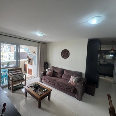 Apartamentos com 122m², 3 quartos, 1 suíte, 2 garagens, no bairro Itacorubi em Florianópolis