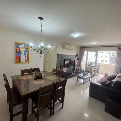 Apartamentos com 122m², 3 quartos, 1 suíte, 2 garagens, no bairro Itacorubi em Florianópolis