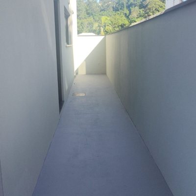 Casa Residencial com 184m², 3 quartos, 3 suítes, 2 garagens, no bairro Trindade em Florianópolis