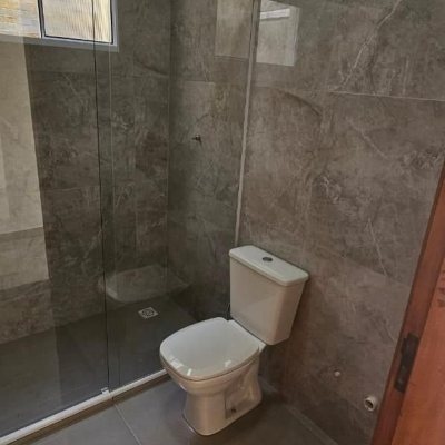 Casa Residencial com 66m², 2 quartos, no bairro São João Do Rio Vermelho em Florianópolis