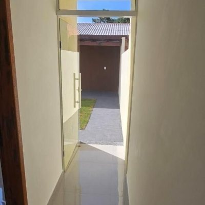 Casa Residencial com 66m², 2 quartos, no bairro São João Do Rio Vermelho em Florianópolis