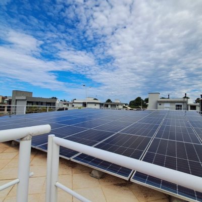 Casa em Condomínio com 272m², 3 quartos, 1 suíte, 2 garagens, no bairro RIO VERMELHO em Florianópolis