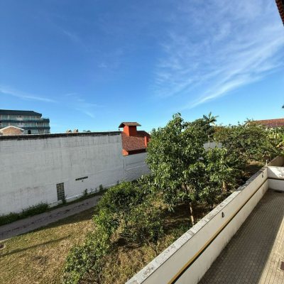 Apartamentos com 86m², 3 quartos, 1 suíte, 1 garagem, no bairro Ingleses do Rio Vermelho em Florianópolis