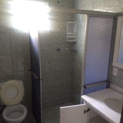 Casa Residencial com 144m², 3 quartos, 1 suíte, 3 garagens, no bairro Canasvieiras em Florianópolis