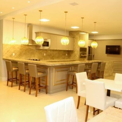 Apartamentos com 124m², 3 quartos, 1 suíte, 1 garagem, no bairro Centro em Palhoça