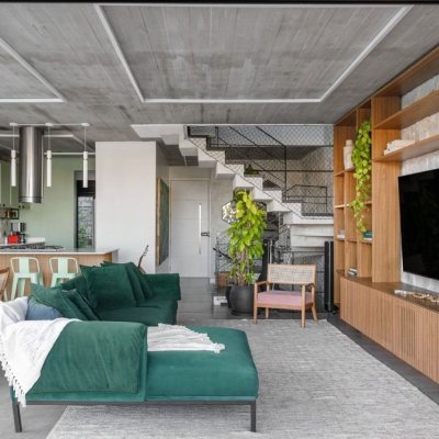 Casa em Condomínio com 234m², 3 quartos, 1 suíte, 2 garagens, no bairro Lagoa Da Conceição em Florianópolis