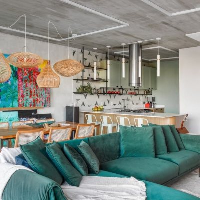 Casa em Condomínio com 234m², 3 quartos, 1 suíte, 2 garagens, no bairro Lagoa Da Conceição em Florianópolis