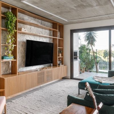 Casa em Condomínio com 234m², 3 quartos, 1 suíte, 2 garagens, no bairro Lagoa Da Conceição em Florianópolis