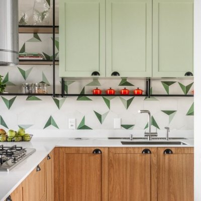 Casa em Condomínio com 234m², 3 quartos, 1 suíte, 2 garagens, no bairro Lagoa Da Conceição em Florianópolis