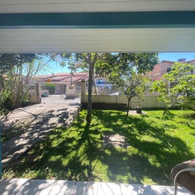 Casa Residencial com 450m², 6 quartos, 3 suítes, 4 garagens, no bairro Ingleses em Florianópolis